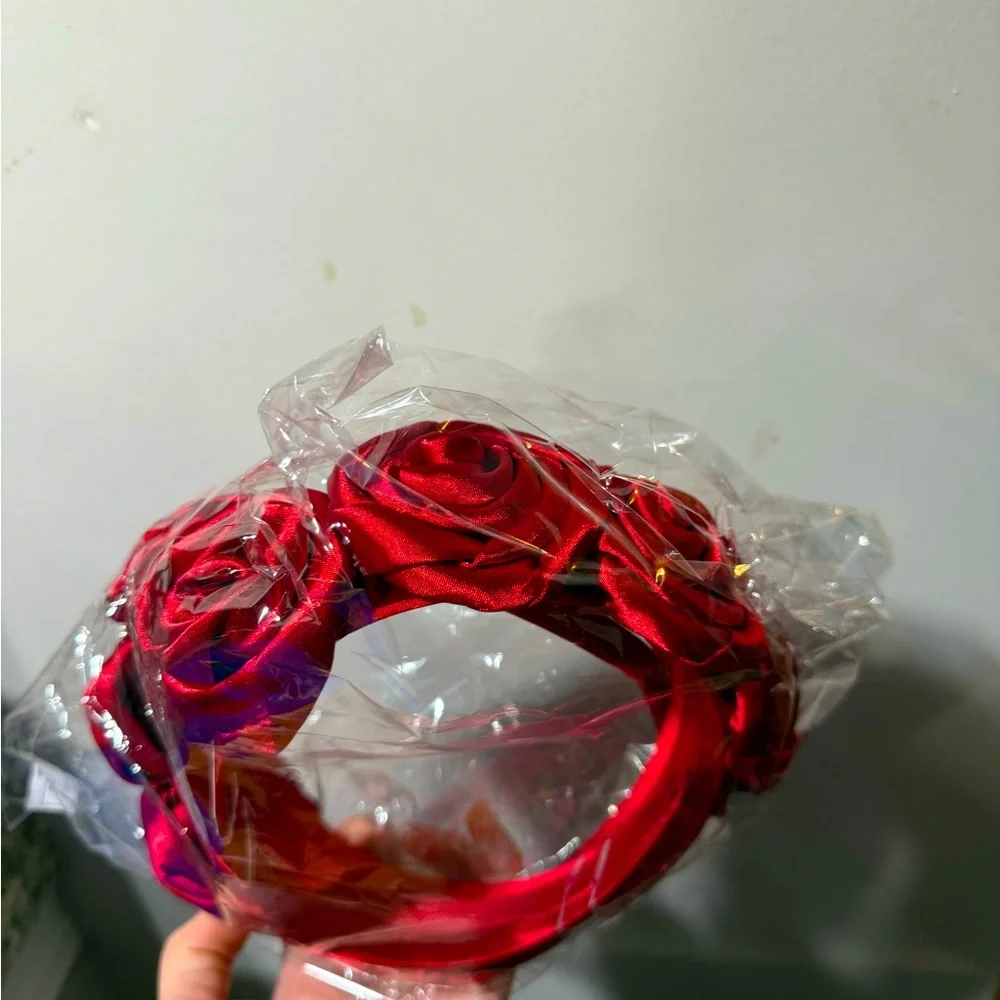 Red Roses Headband - Picture 3 of 4
